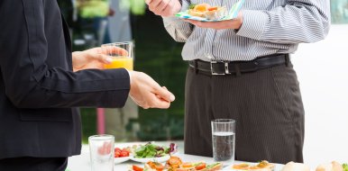 Se acelera el crecimiento del catering, un buen sector para invertir - Hostelería Madrid