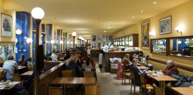 España aumenta un 3,6% la apertura de locales de hostelería en 2015 - Hostelería Madrid