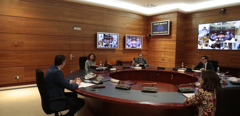 Gobierno aplaza pago de impuestos hasta el 20 de mayo - Hostelería Madrid