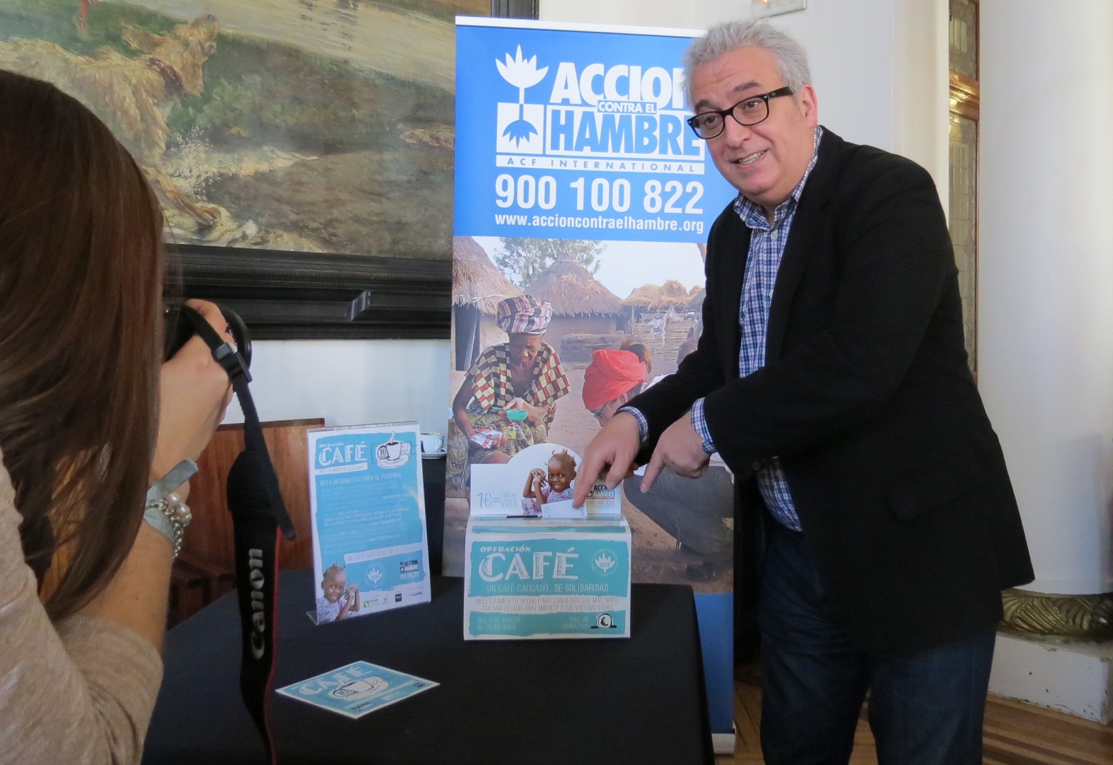 Leo Harlem anima a cafeterías y clientes a luchar contra el hambre con Operación Café - La Viña