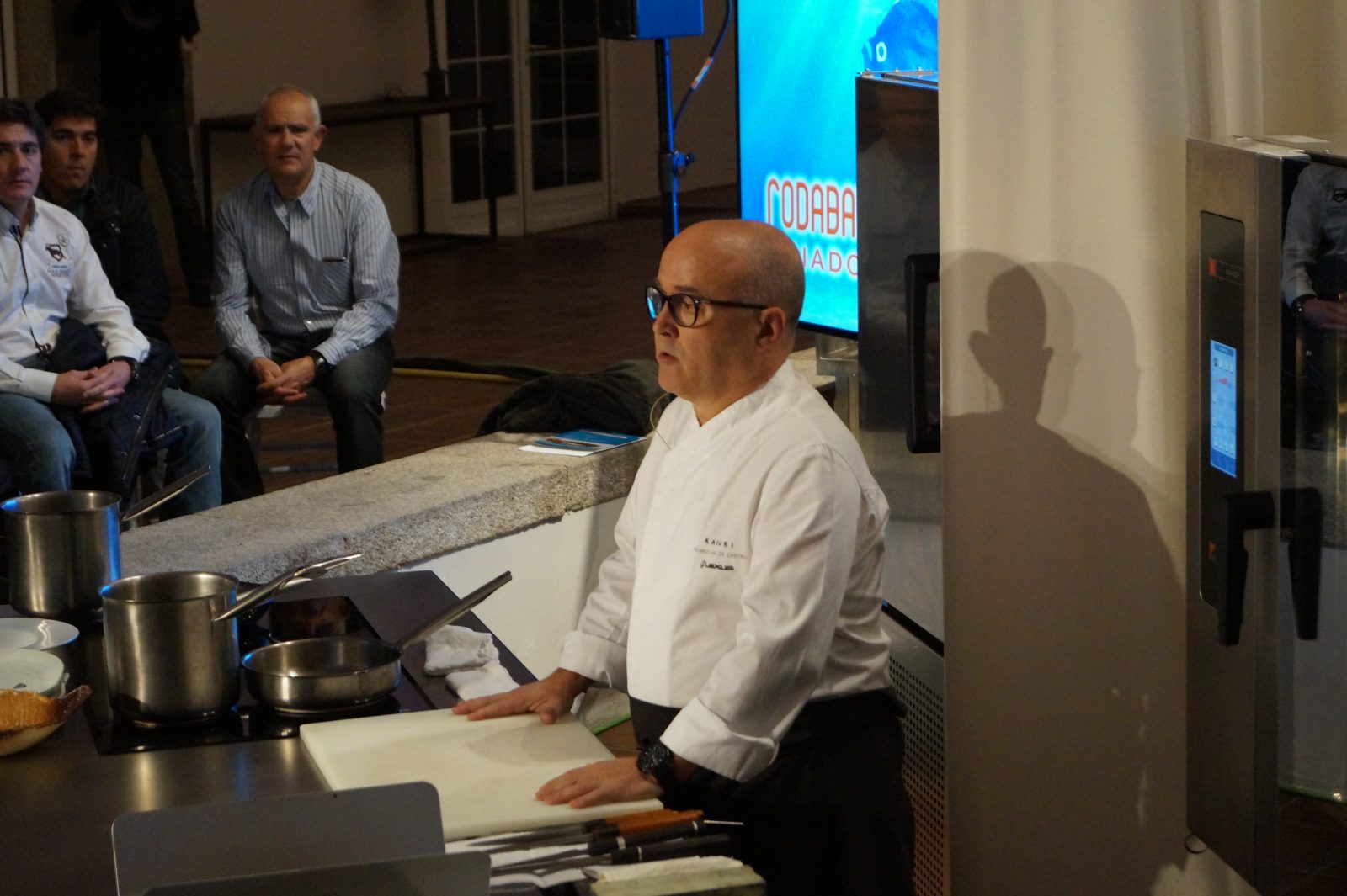 Las recetas del estrella Michelin Ricardo Sanz con Rodaballo del Atlántico - La Viña Las recetas del estrella Michelin Ricardo Sanz con Rodaballo del Atlántico - La Viña