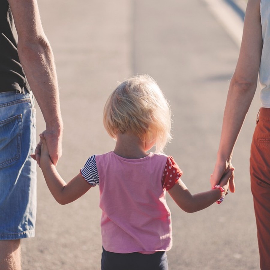 Día Mundial de las Madres y Padres: 11 medidas para la conciliación - Hostelería Madrid Día Mundial de las Madres y Padres: 11 medidas para la conciliación - Hostelería Madrid