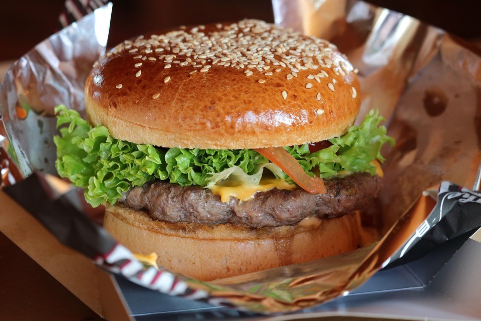 El servicio delivery dispara los ingresos del sector de comida rápida - La Viña El servicio delivery dispara los ingresos del sector de comida rápida - La Viña