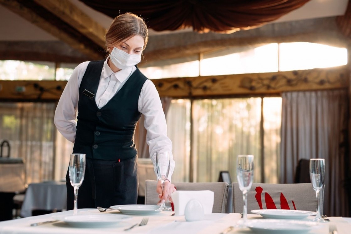 La Comunidad de Madrid pone en marcha una campaña en bares y restaurantes para reforzar la seguridad frente al COVID-19 - La Viña