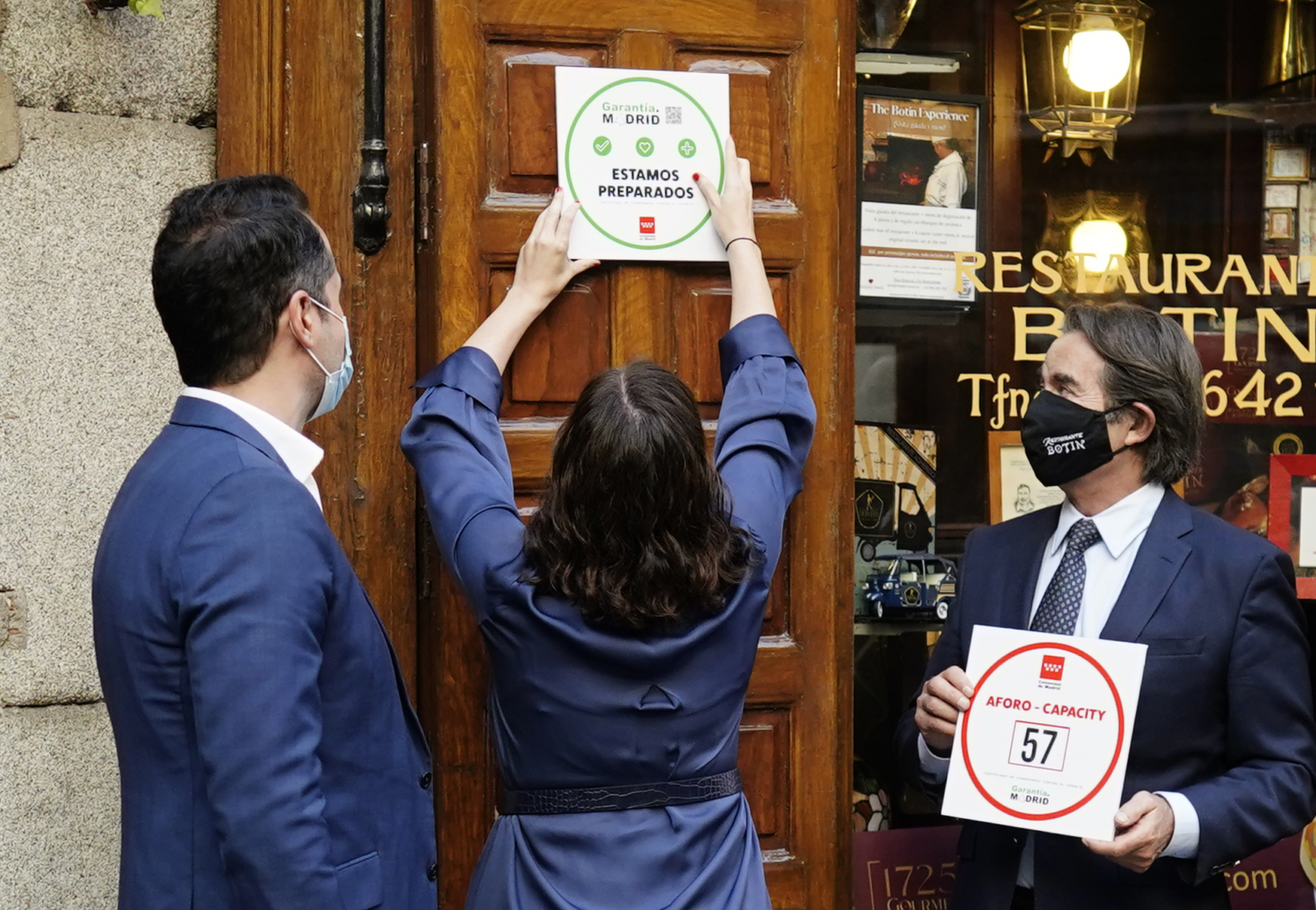 Díaz Ayuso presenta las nuevas medidas obligatorias para hostelería - La Viña