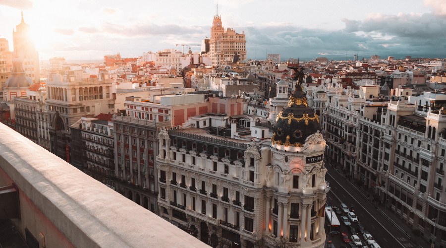 La economía de la Comunidad de Madrid creció en el primer trimestre casi el triple que la media de España - La Viña
