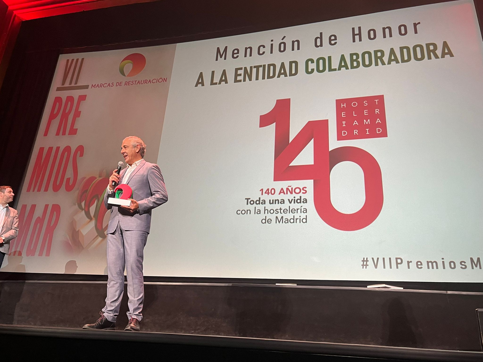 Hostelería Madrid recibe Mención de Honor a `Entidad Colaboradora´ durante los VII Edición de los premios Marcas de Restauración - La Viña