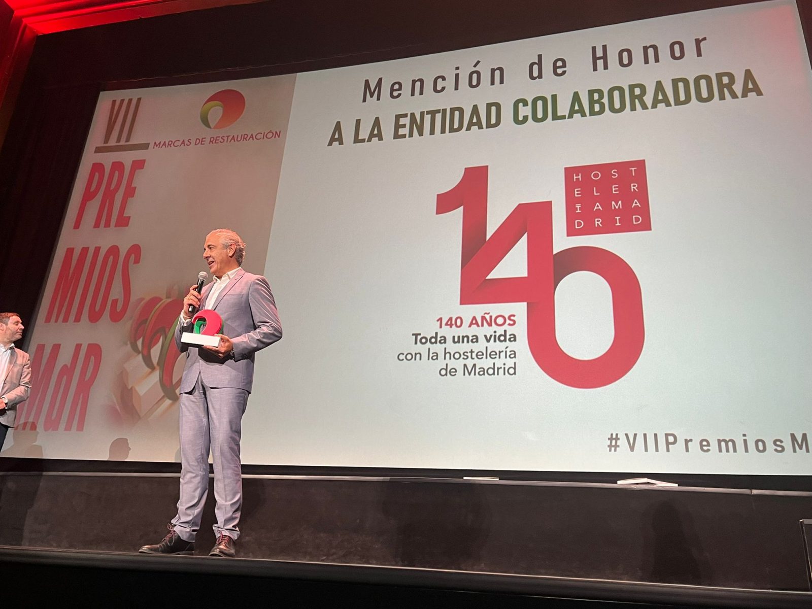Hostelería Madrid recibe Mención de Honor a `Entidad Colaboradora´ durante los VII Edición de los premios Marcas de Restauración - La Viña Hostelería Madrid recibe Mención de Honor a `Entidad Colaboradora´ durante los VII Edición de los premios Marcas de Restauración - La Viña