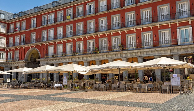 La Hostelería de Madrid cumple las previsiones de incremento del 5,5% del gasto en restauración este Puente de Mayo - La Viña La Hostelería de Madrid cumple las previsiones de incremento del 5,5% del gasto en restauración este Puente de Mayo - La Viña
