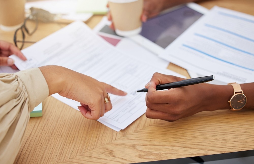 Nuevas obligaciones en los contratos laborales desde el 5 de octubre: qué cambia para la hostelería - La Viña