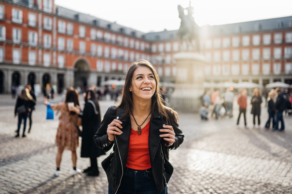 La hostelería de la Comunidad de Madrid prevé facturar 132 millones de euros en el puente de la Hispanidad si acompaña la climatología - La Viña