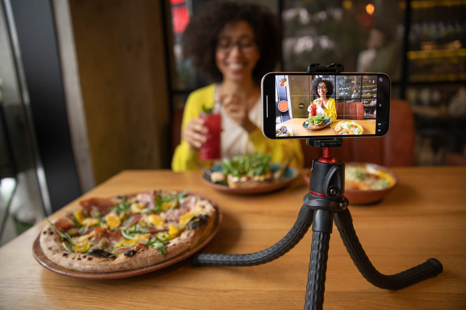 ¿Pueden ayudarme los influencers gastronómicos? Claves y beneficios - La Viña ¿Pueden ayudarme los influencers gastronómicos? Claves y beneficios - La Viña