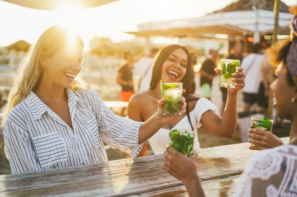 Verano estable para la hostelería: crecimiento moderado y empleo en máximos históricos - La Viña Verano estable para la hostelería: crecimiento moderado y empleo en máximos históricos - La Viña