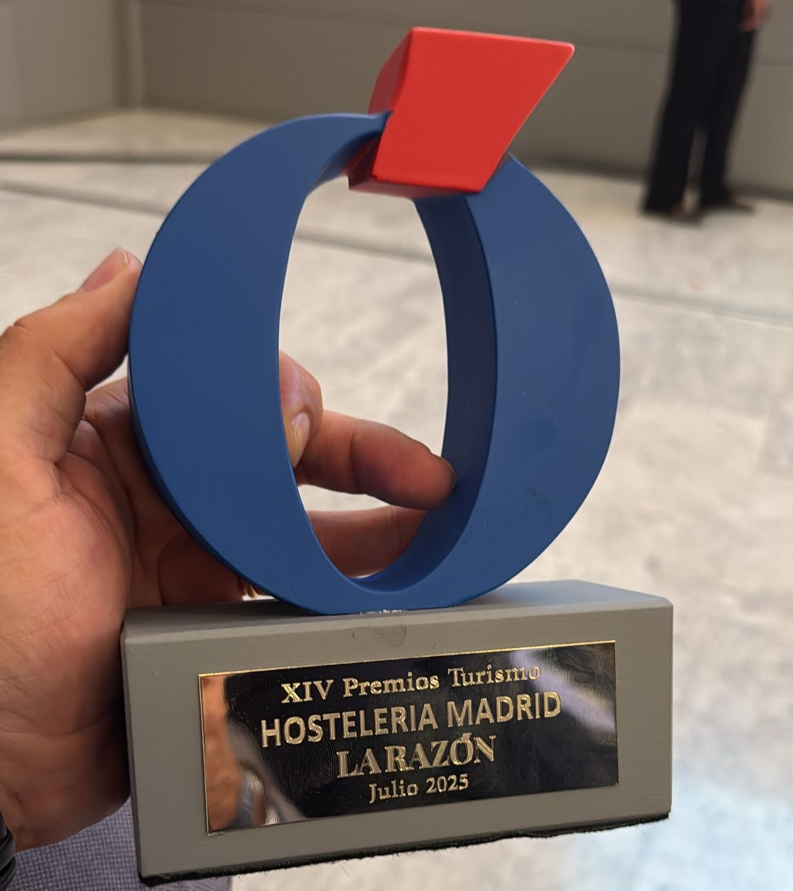 Hostelería Madrid recibe el Premio Turismo de LA RAZÓN por su impulso al sector turístico - La Viña