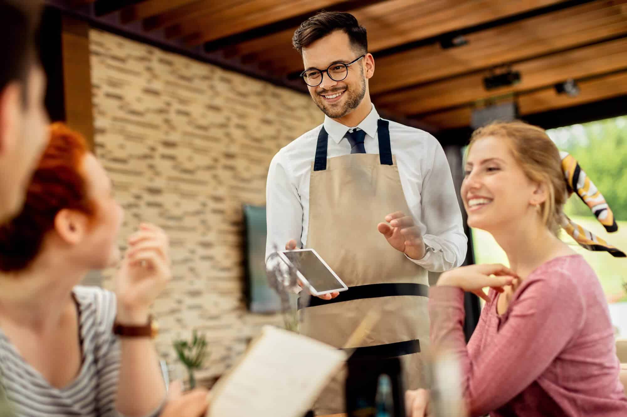 Calidad del servicio: claves para destacar en hostelería - La Viña Calidad del servicio: claves para destacar en hostelería - La Viña