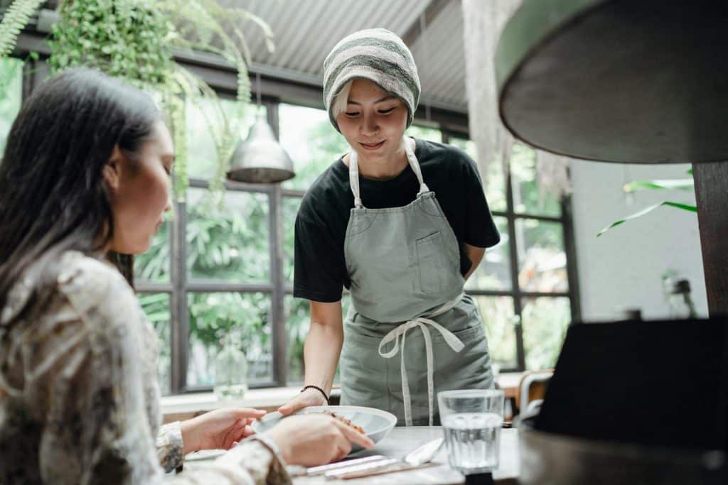 camareros hostelería servicio