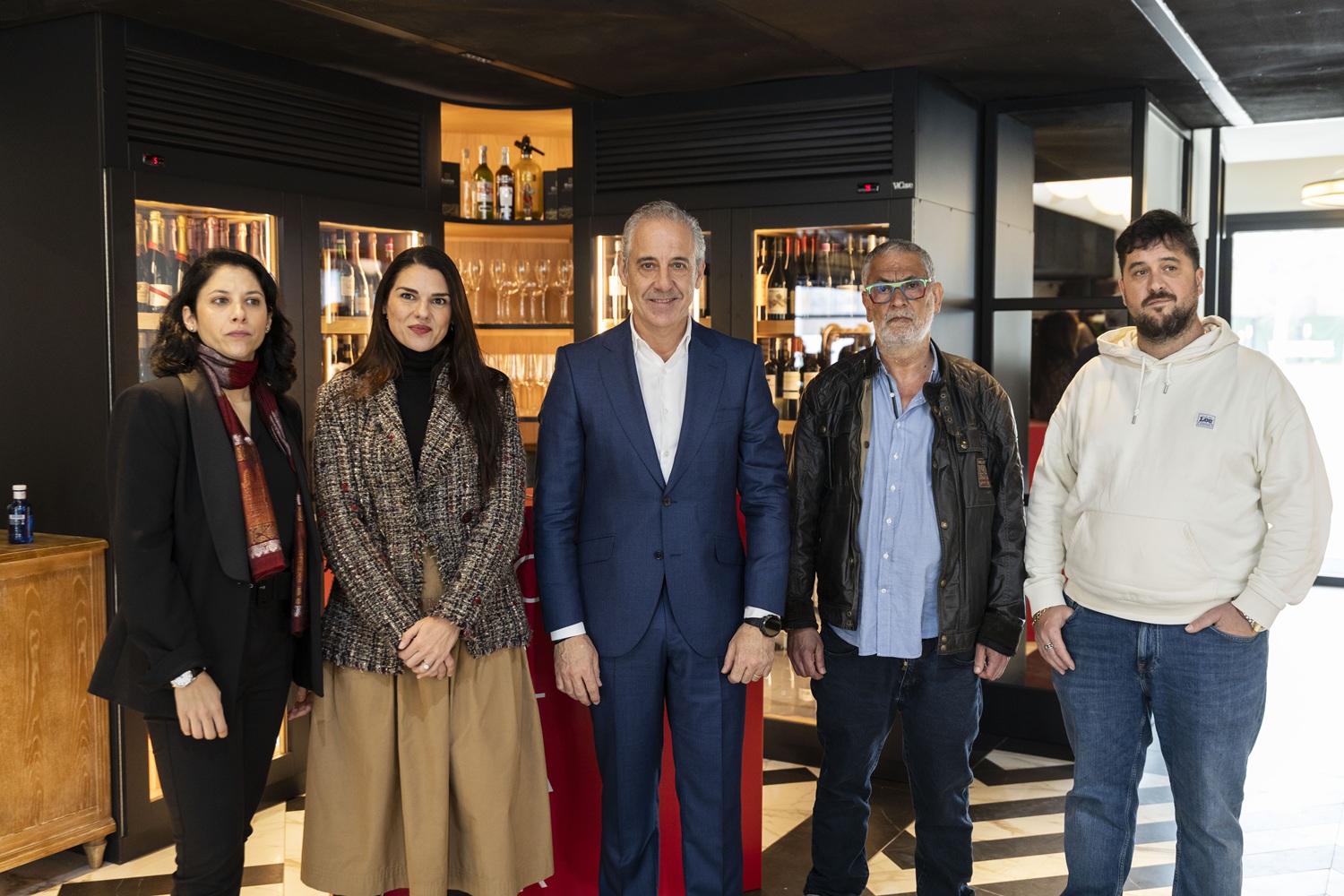 Hostelería Madrid y Hosteleros de la Villa firman un convenio de colaboración para reforzar el sector - La Viña