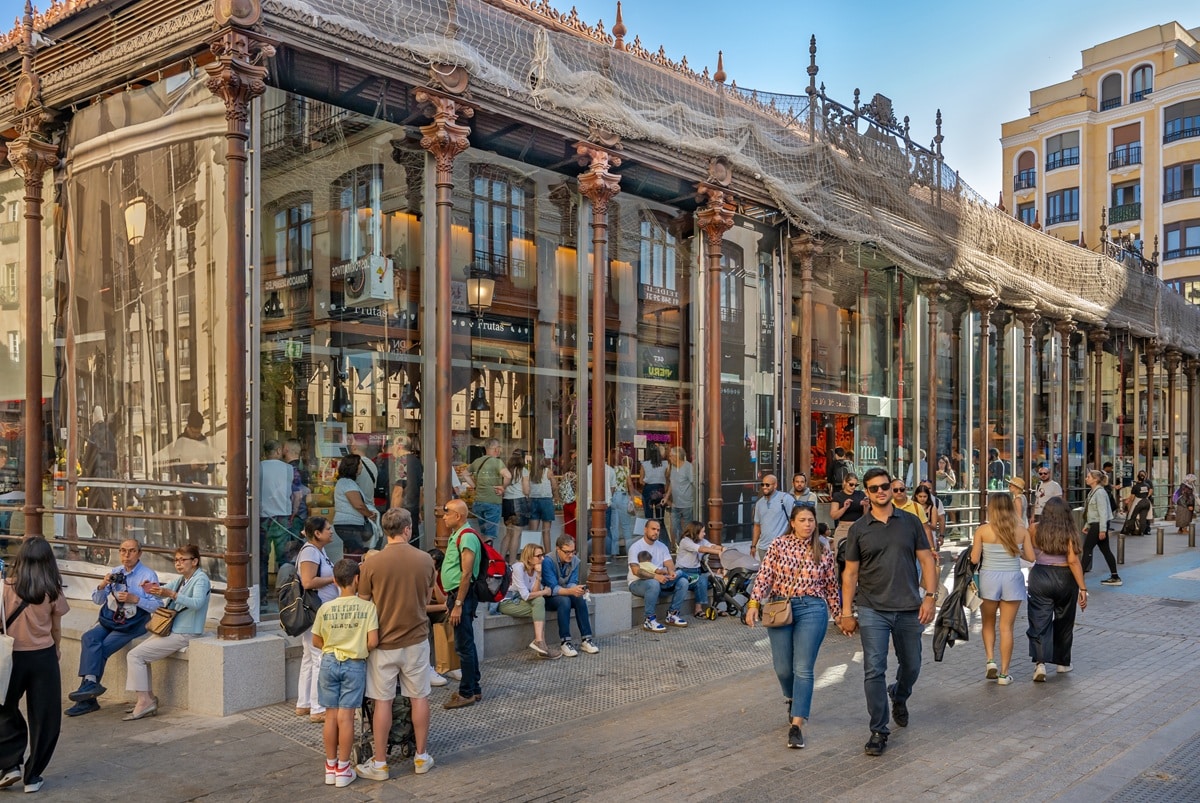 Hasta 10.183 euros por estancia y visitas de siete días, así es el turismo de alto impacto en Madrid - La Viña