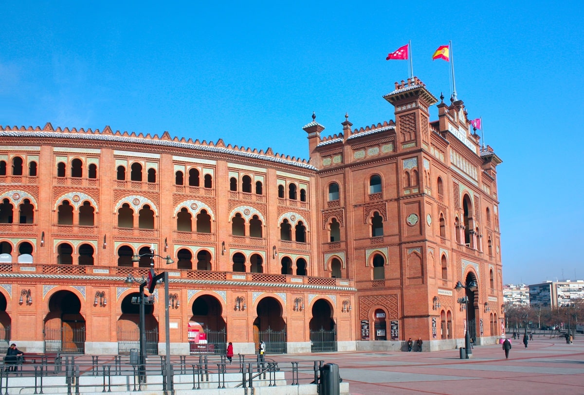 Hostelería Madrid consigue la regulación horaria en el entorno de Las Ventas para San Isidro 2026 - La Viña