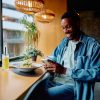 Mesa para uno: comer solo gana peso en la restauración europea - Hostelería Madrid