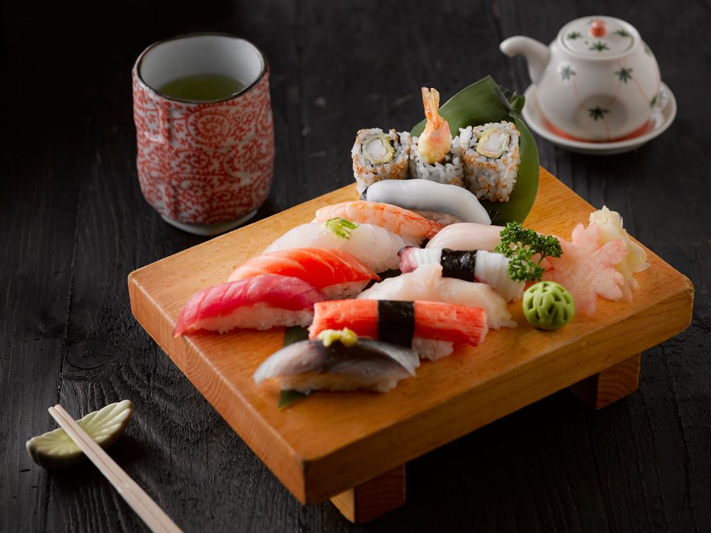 sushi música saborear