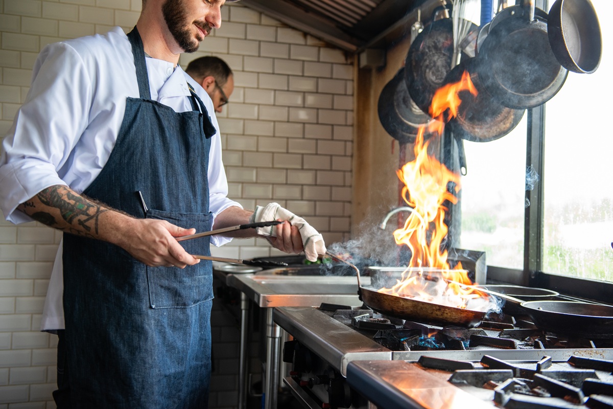 Los bares y restaurantes tendrán que adaptar sus contadores de gas de forma progresiva hasta 2036 - La Viña